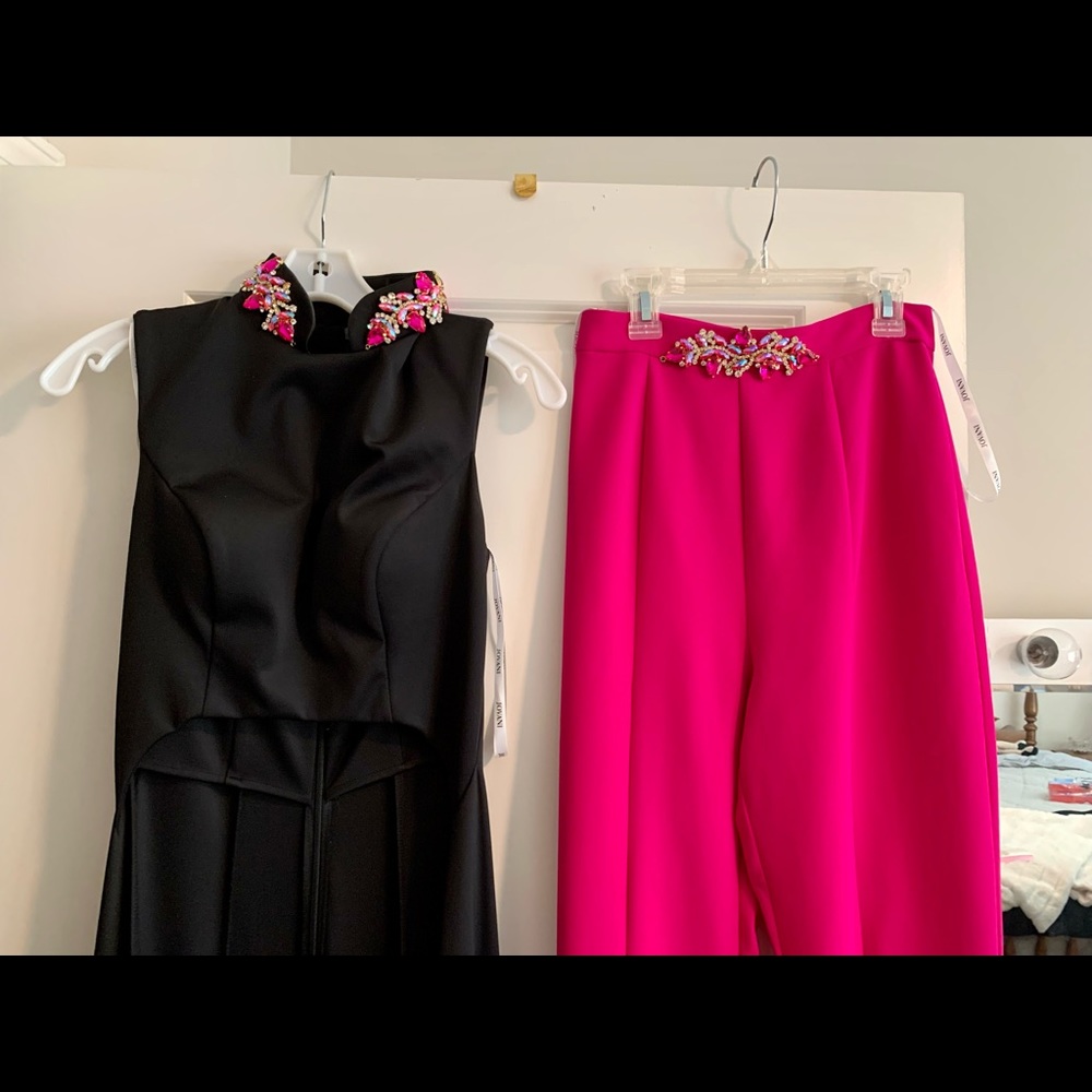 Jovani Size 2 Fun Fashion/Runway Fushia